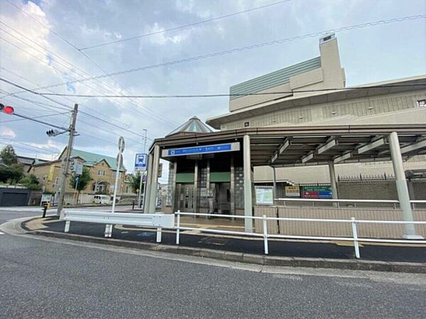 地下鉄名城線「総合リハビリセンター」駅　徒歩約10分　750m　地下鉄名城線が通り栄駅や金山駅まで1本でアクセス可能