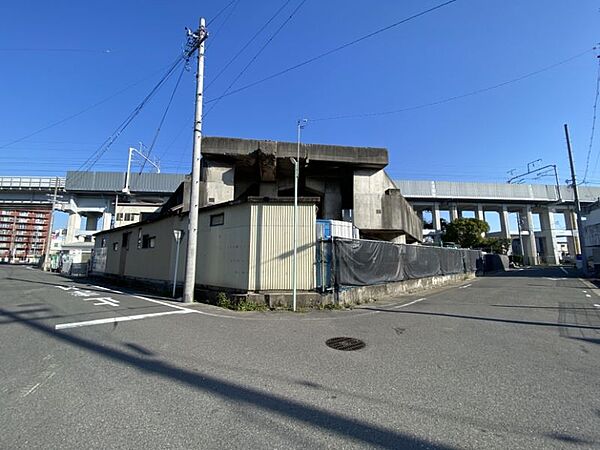 近くにICもございますのでお車での各方面へのご移動にも便利です◎