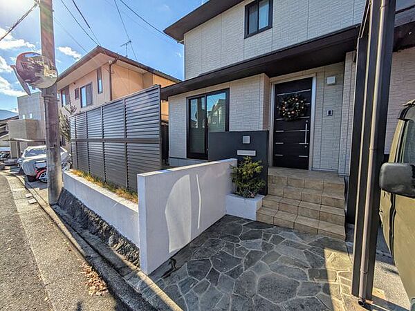 外観：334000201056