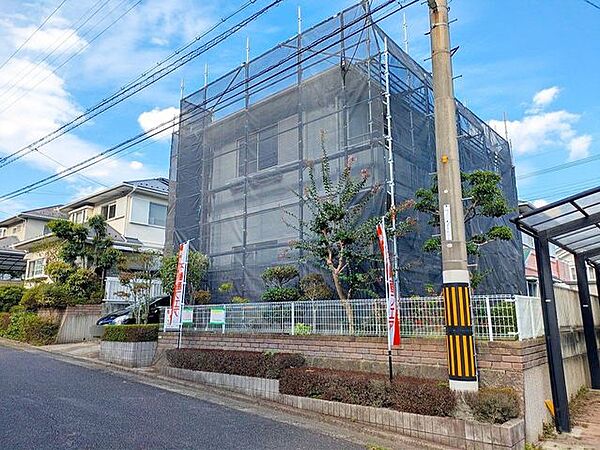 外壁・屋根塗装を実施予定です。