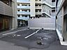 その他：洗車スペースは２台あり1時間200円でご利用いただけます。