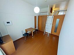 京王線 調布駅 バス18分 深大寺市営住宅下車 徒歩3分の賃貸アパート 2階1Kのリビング/ダイニング