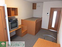 京王線 調布駅 バス16分 西原下車 徒歩7分の賃貸アパート 2階1Kのリビング/ダイニング