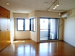 つつじヶ丘アーベント 2階1Kのリビング/ダイニング