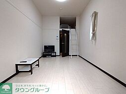 レオネクストラムールウールー 101 1階1Kのリビング/ダイニング