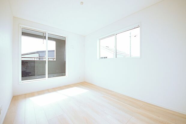 同仕様写真 全居室二面採光になっており、日当たり通風良好です。