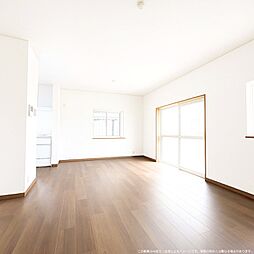 南区川尻5丁目戸建 4LDKのリビング/ダイニング