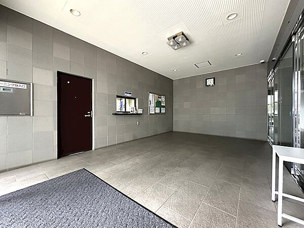 エントランスに管理人室あり◎