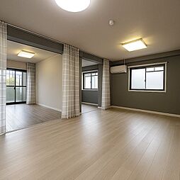 健軍サンシャイン 202 3LDKのリビング/ダイニング