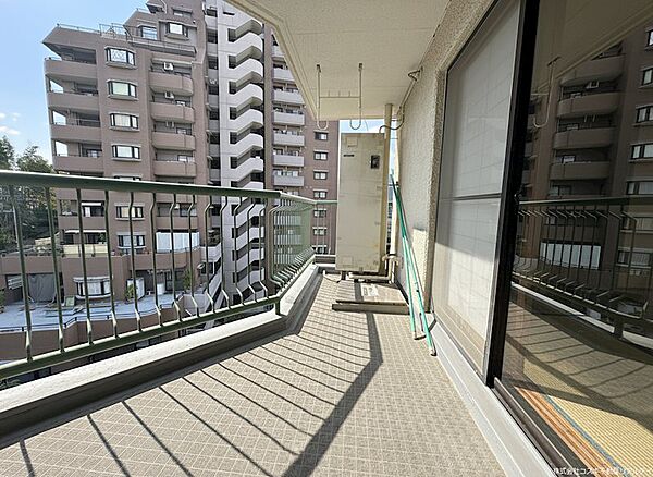 バルコニーを拡大表示
