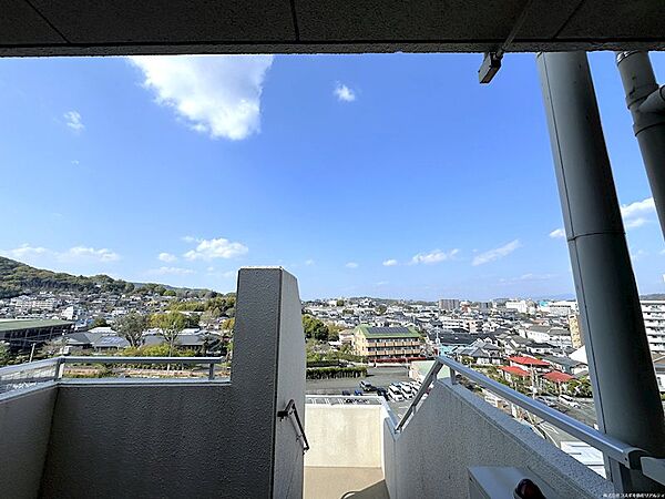 8階玄関側からの眺望☆