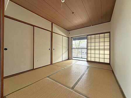 6帖和室!大きな押入れあり◎