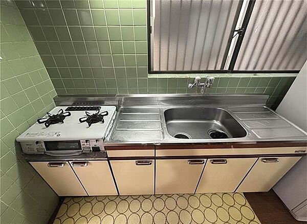 居住中のためアイテム削除の加工を施しております。