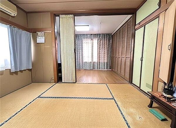 居住中のためアイテム削除の加工を施しております。