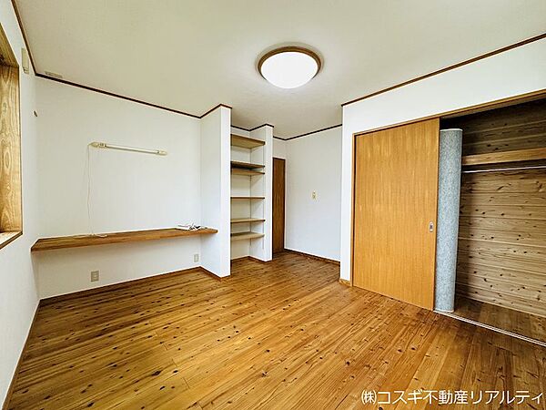 2階　洋室