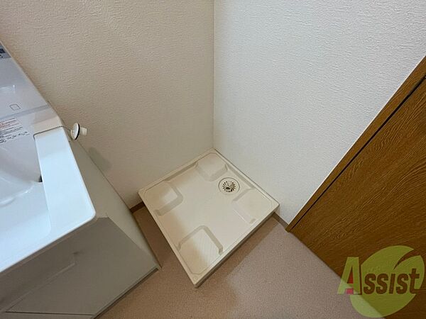 画像19:洗濯機置場は室内にあるのでもちろんいつでも洗濯できます。