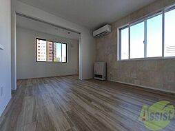 ブランシャール宮の森DX 2階1LDKのリビング/ダイニング