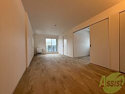 アルファスクエア円山北2条 2階3LDKのリビング/ダイニング