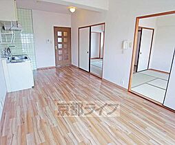 クレセントＫＹＫ 401 4階3LDKのリビング/ダイニング