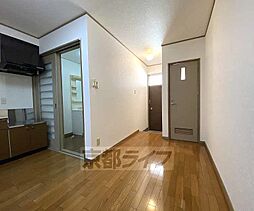 太秦御所ノ内町貸家 1DKのリビング/ダイニング