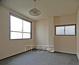 丸富マンション 5階ワンルームのリビング/ダイニング