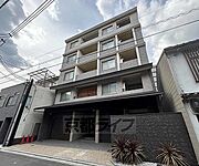 烏丸駅より徒歩4分 1階 築3年3ヶ月の賃貸物件