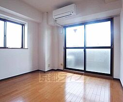 阪急京都本線 大宮駅 徒歩5分の賃貸マンション 3階1Kのリビング/ダイニング