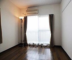 ラ・シャンブル 301 3階1Kのリビング/ダイニング