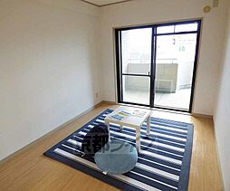 アクシス葛野 4階3LDKのリビング/ダイニング