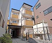 丸太町駅より徒歩11分 築23年5ヶ月 3階建の賃貸物件