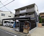 二条駅より徒歩10分 築15年2ヶ月 3階建の賃貸物件