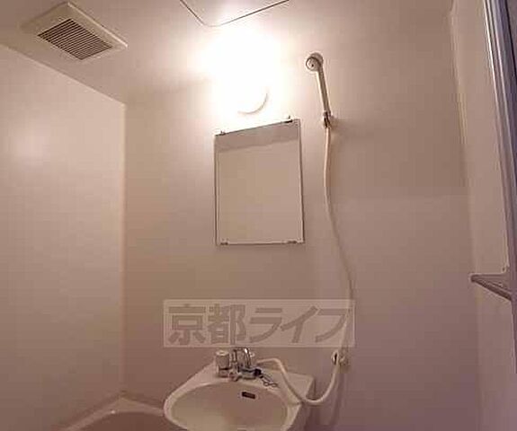 浴室