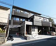 藤森駅より徒歩7分 3階 築1年2ヶ月の賃貸物件