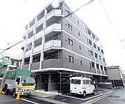 円町駅より徒歩8分 4階 築2年の賃貸物件