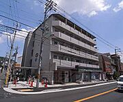 伏見稲荷駅より徒歩2分 3階 築16年5ヶ月の賃貸物件