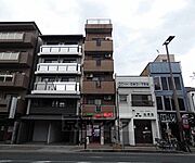 三条駅より徒歩6分 2階 築30年5ヶ月の賃貸物件