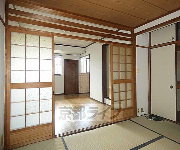 寝室