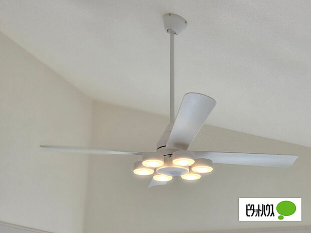 開放感のある吹き抜け♪