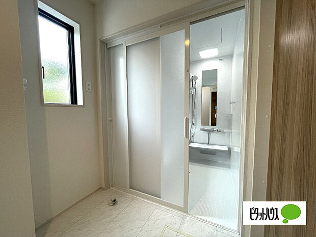 浴室：折戸→引戸変更