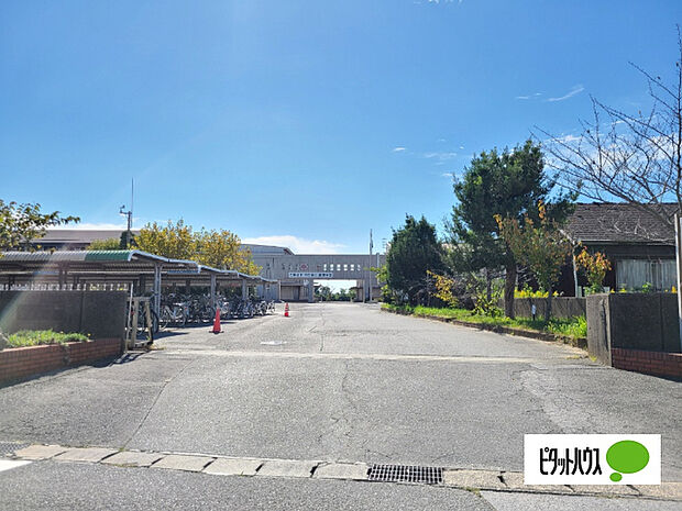中学校「富津市立富津中学校まで2559m」