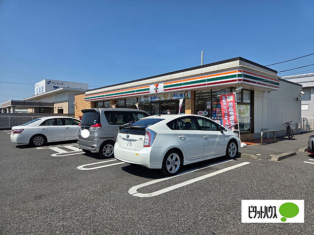コンビニ「セブンイレブン富津青堀駅前店まで545m」