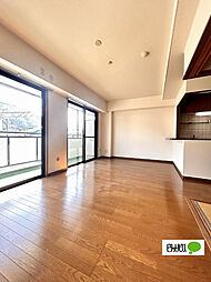 メゾン山水III 102 1階2LDKのリビング/ダイニング