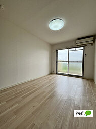 ぷてぃこんふぉーる 4階1Kのリビング/ダイニング