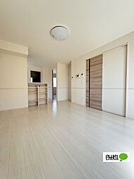 岩出ヒルズ　II 101 1階1LDKのリビング/ダイニング