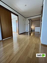 メゾンドヴェール西ノ庄 201 2階3LDKのリビング/ダイニング