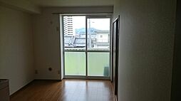 エルディムII 205 2階2DKのリビング/ダイニング