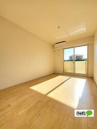 ルフナ　II 103 1階1LDKのリビング/ダイニング