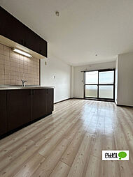 アメニティ松ヶ丘 301 3階3LDKのリビング/ダイニング