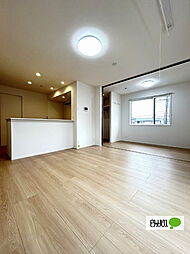 D-ROOM W・H(ディールームダブリューエイチ) 201 2階1LDKのリビング/ダイニング