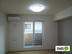 シャノワールII 205 2階1LDKのリビング/ダイニング